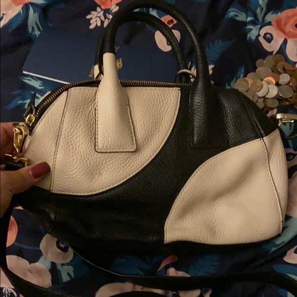 Kate Spade Crossbody - Picture 3 of 3